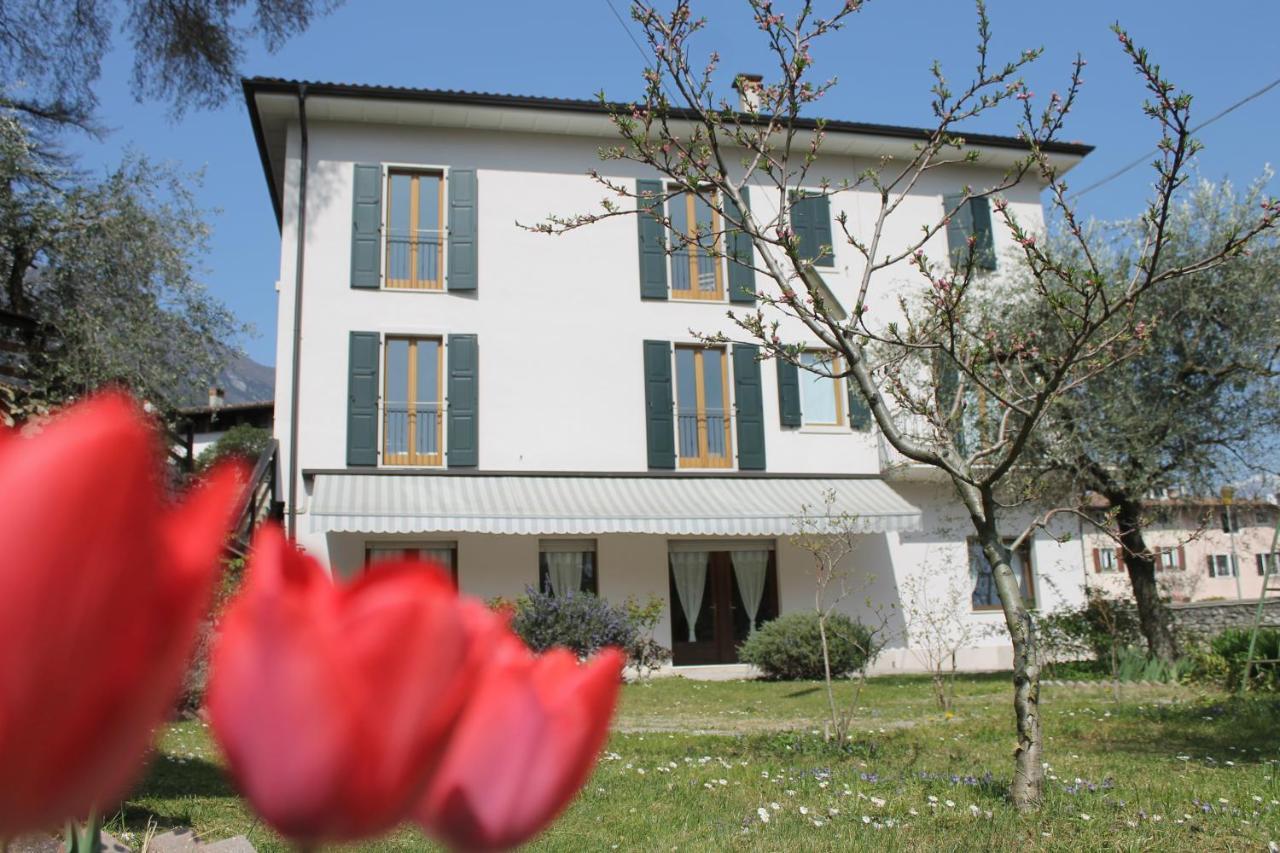 Hotel Garni Delle Rose Ceniga Exterior foto