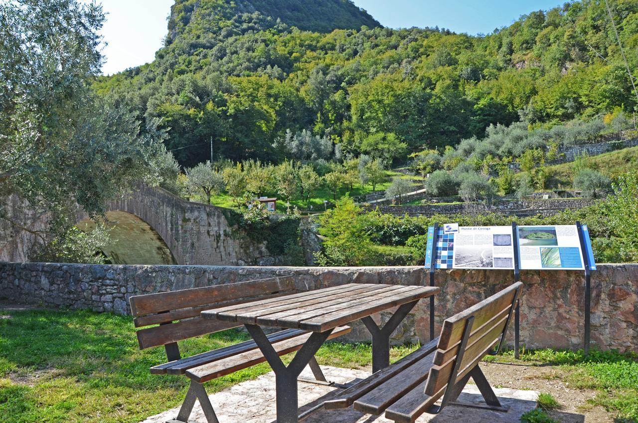 Hotel Garni Delle Rose Ceniga Exterior foto