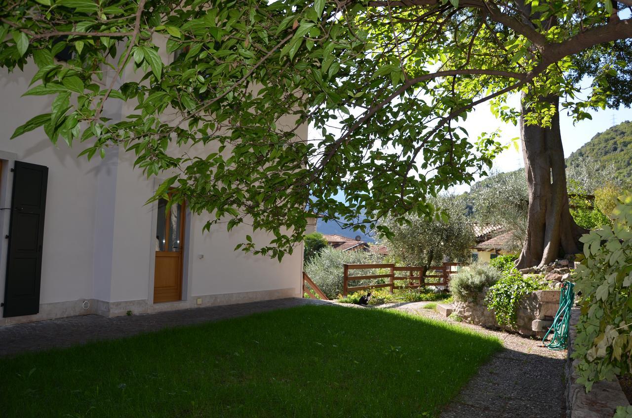 Hotel Garni Delle Rose Ceniga Exterior foto